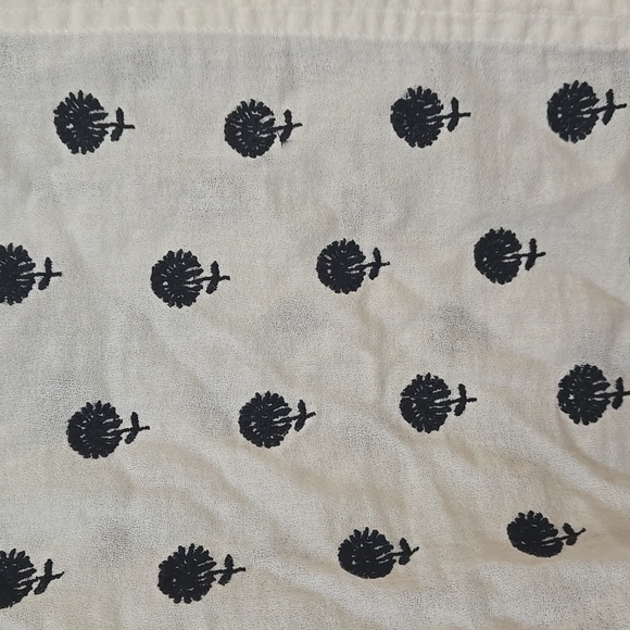 Roller Rabbit Top - Picture 2 of 6